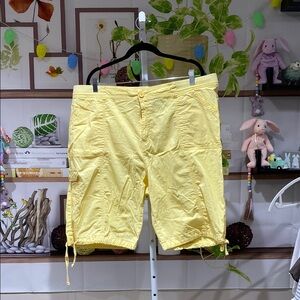 Yellow Casual Shorts. 18 W. Waist is 20 rise 13 length 11